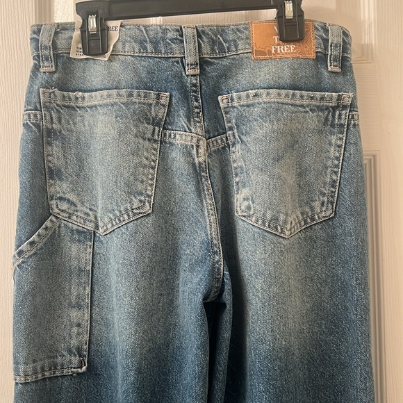 NWT We The Free Jeans - Picture 2 of 3